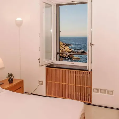Appartement Carattino 12 Idyllic Seafront Retreat