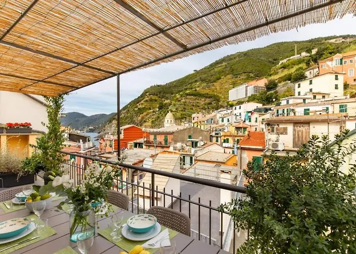 Carattino 12 Idyllic Seafront Retreat Apartman *
