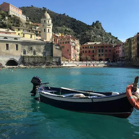 Apartment Carattino 12 Idyllic Seafront Retreat Vernazza